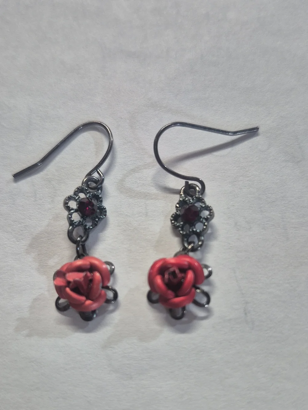 PINK ROSE DROP Vintage Earrings with Rhinestone Accents.